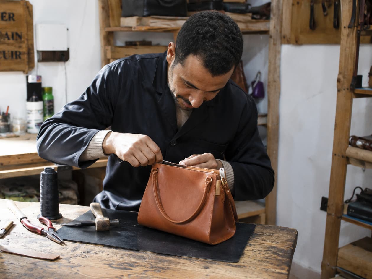 Atelier Maroquinerie, fabriquez votre sac à main en cuir sur mesure